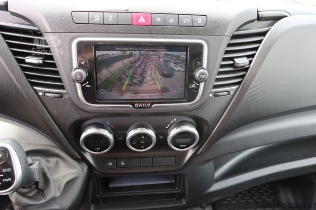 Hög tak skåpbil IVECO Daily 35S18V Radstand 4100 H3*Kamera*Klima*