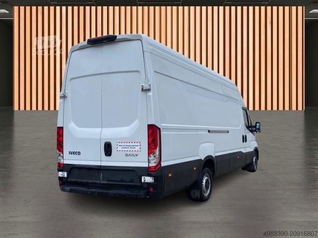 Hög tak skåpbil IVECO Daily 35S18V Radstand 4100 H3*Kamera*Klima*