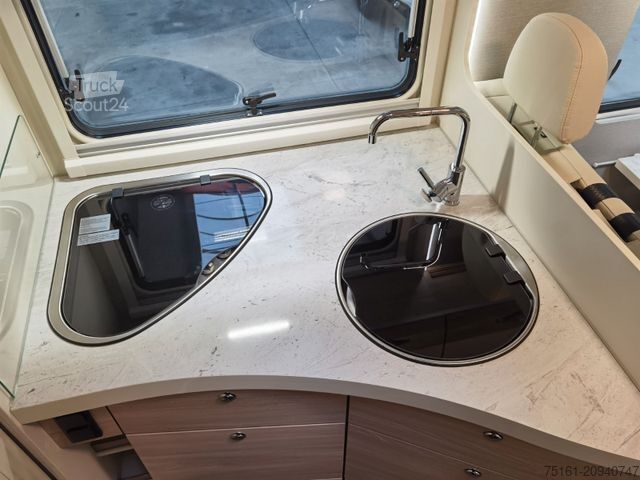 Alkove-camper EURAMOBIL ACTIVA ONE 630 LS / -2025- / 140PS / RAUMWUNDER