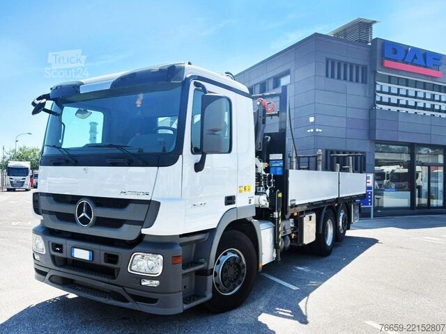 Gru montata su autocarro MERCEDES-BENZ Actros 2544 cassonato + gru Bonfiglioli
