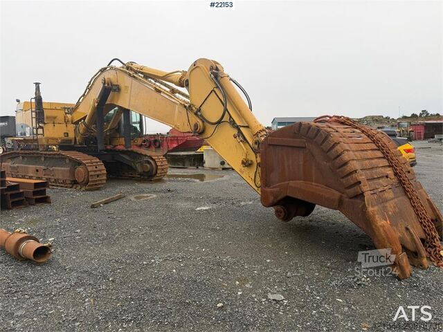 حفارة زاحفة Caterpillar 365C excavator with tooth bucket