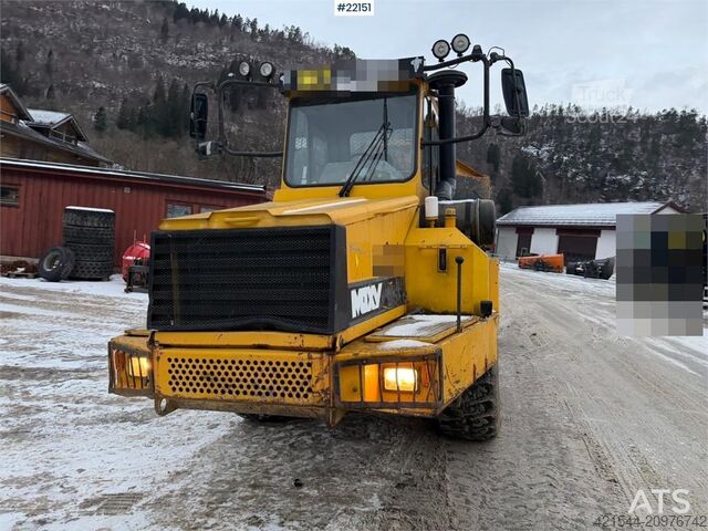 Kaatokuorma-auto Moxy MT30R