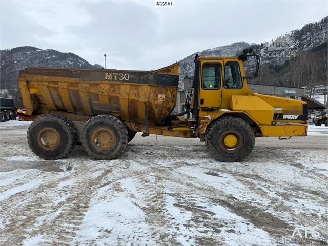 Kaatokuorma-auto Moxy MT30R