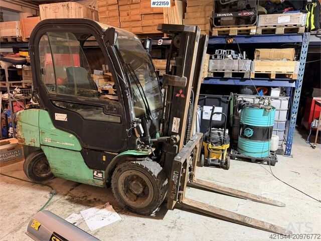Gabelstapler Mitsubishi FD30N forklift with side shift
