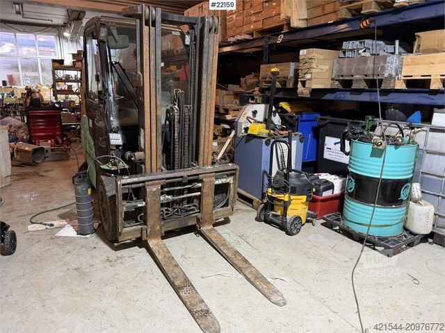 Gabelstapler Mitsubishi FD30N forklift with side shift