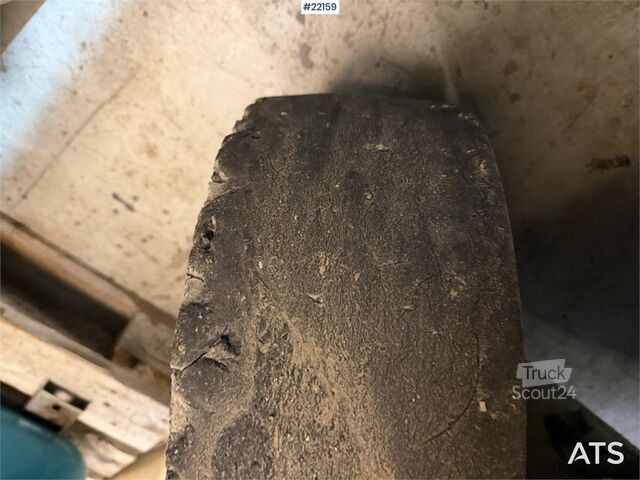 Gabelstapler Mitsubishi FD30N forklift with side shift