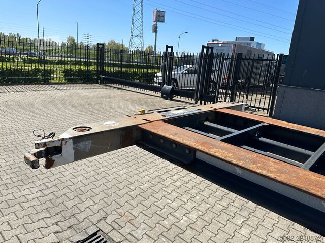 Transport av containere Schmitz Cargobull 45FT HC / Leergewicht: 4.240kg / BPW + Trommel ...