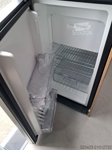 Camper van KARMANN Dexter 4x4 DE 570 AW 170 PS, Alufelgen, AHK