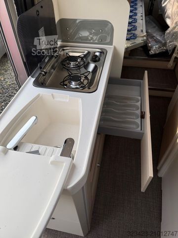 Camping-car EURAMOBIL Van V 635 EB Klimaauto., Fahrassistenzpaket, RFK