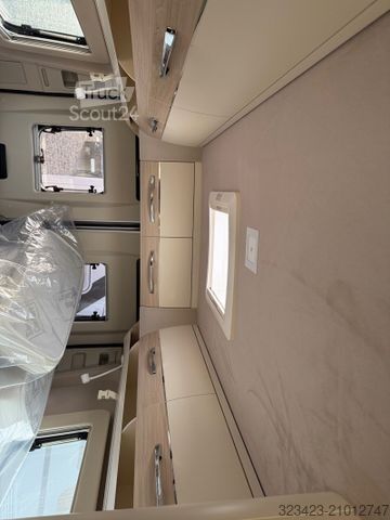 Camping-car EURAMOBIL Van V 635 EB Klimaauto., Fahrassistenzpaket, RFK