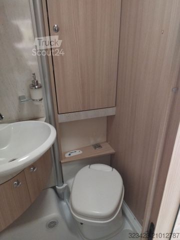 Camping-car semi-intégré BÜRSTNER Travel Van t 620 G Markise, SAT, Lithium