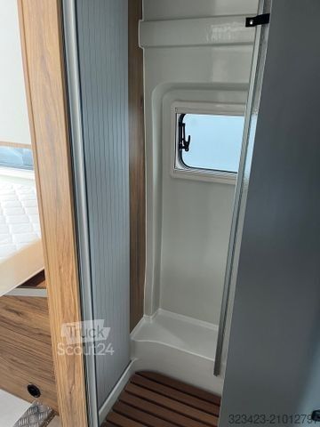 Camper van KARMANN Dexter 4x4 DE 570 AW AHK, 170 PS, Rückfahrkamera