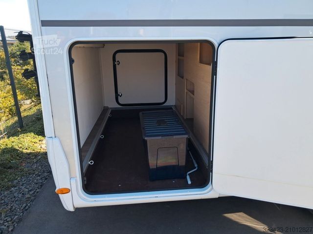 Camping-car semi-intégré SUNLIGHT Adventure T Ford 680 Markise/SAT/TV/Solar/Navi