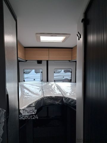 Campervan ADRIA Twin 60Y 640 SLB Automatik, Zuziehhilfe