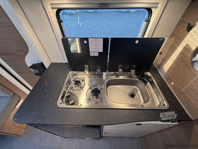 Half-integraal camper CORIGON T Slim 70 S *Automatik*TV-Pack*Fahrradträger*