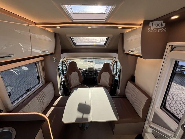 Half-integraal camper BÜRSTNER Lyseo TD 727 G Automatik*Markise*Dachklima*