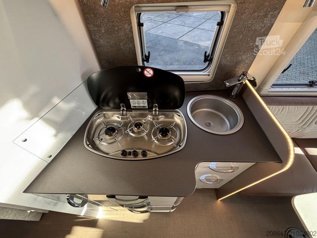Half-integraal camper BÜRSTNER Lyseo TD 727 G Automatik*Markise*Dachklima*