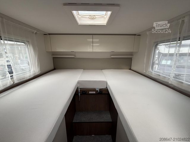 Half-integraal camper CORIGON T Advanced 700 S *Solar*Hubbett*Travel+Paket*