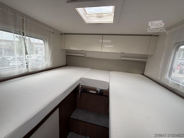 Half-integraal camper CORIGON T Advanced 700 S *Solar*Hubbett*Travel+Paket*