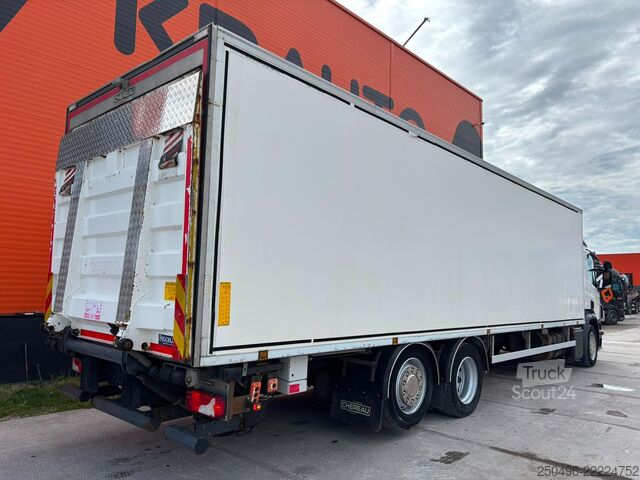Soğutmalı/donduruculu taşıma Scania P 320 6x2*4 FRIGOBLOCK EK13U / BOX L=9289 mm