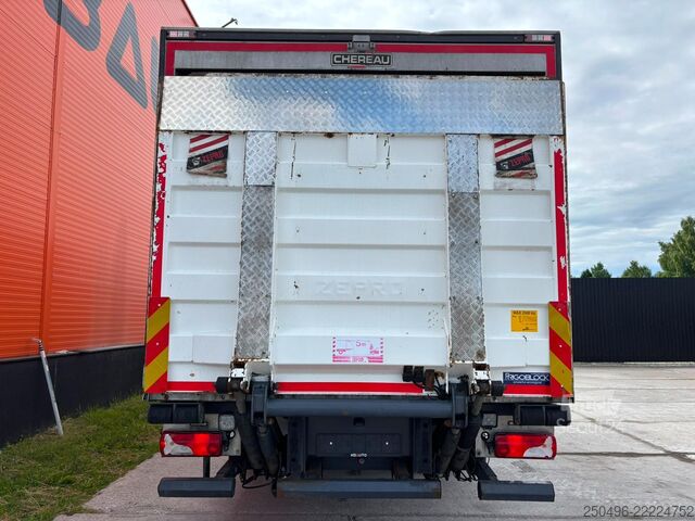 Soğutmalı/donduruculu taşıma Scania P 320 6x2*4 FRIGOBLOCK EK13U / BOX L=9289 mm