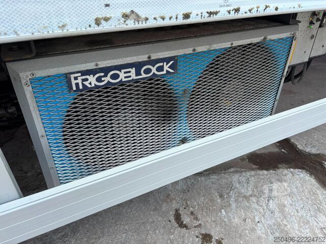Soğutmalı/donduruculu taşıma Scania P 320 6x2*4 FRIGOBLOCK EK13U / BOX L=9289 mm