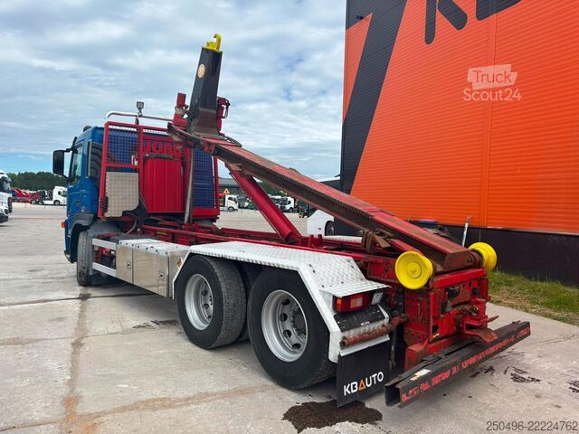 Koukkuvarsijärjestelmä Volvo FM 400 6x2 JOAB HM 20 ton / L=5000 mm