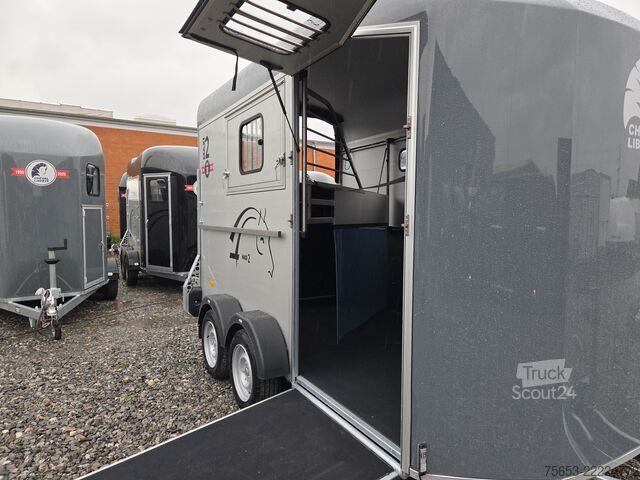 ремарке за превоз на коне Cheval Liberté Maxi 2 Horse Trailer 2600kg