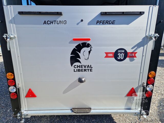 Arklių pervežimo priekaba Cheval Liberté Maxi 4 Vollausstattung bis 4 Pferde Neu