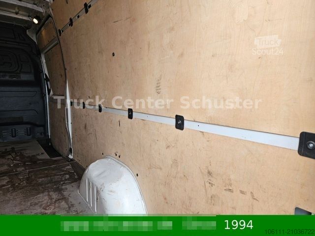 Furgoneta de caja alta MERCEDES-BENZ Sprinter III Kasten RWD/AWD 311/314/316 CDI RWD