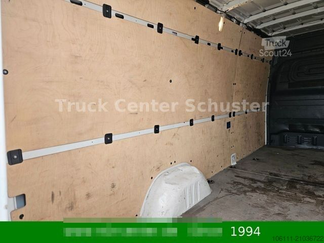 Furgoneta de caja alta MERCEDES-BENZ Sprinter III Kasten RWD/AWD 311/314/316 CDI RWD