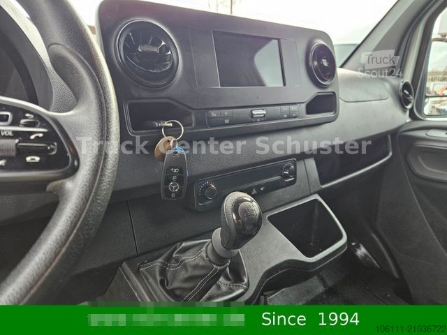 Furgoneta de caja alta MERCEDES-BENZ Sprinter III Kasten RWD/AWD 311/314/316 CDI RWD