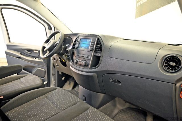 Kastenwagen MERCEDES-BENZ eVITO 111 Kasten lang Klima Kamera silber #002