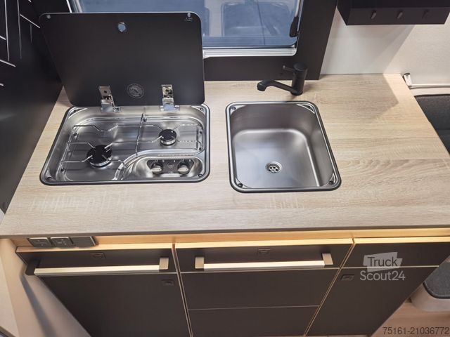 Halvintegrerad husbil CHAUSSON 640 TITANIUM / -2026- / 165PS-8G. / XXL- HUBBETT