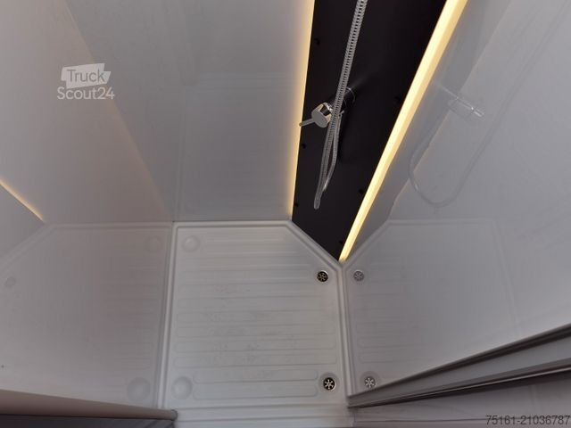 Halvintegrerad husbil CHAUSSON 640 TITANIUM / -2026- / 165PS-9G. / XXL-HUBBETT