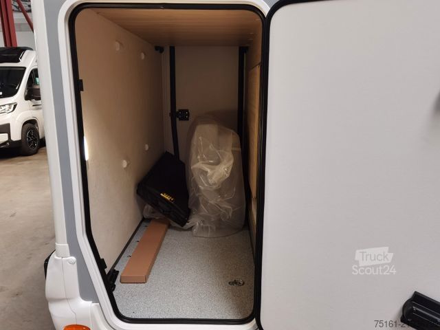 Halvintegrerad husbil CHAUSSON 640 TITANIUM /-2026- / XXL-HUBBETT / AHK / 4.1T.