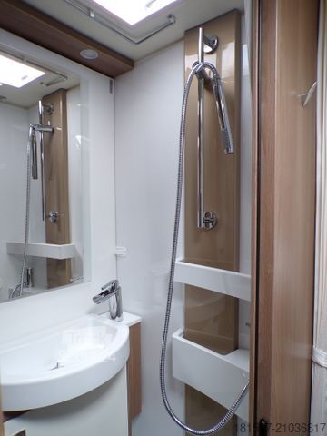 Camping-car semi-intégré BÜRSTNER Lyseo TD 690 G Harmony Line, Safety Paket