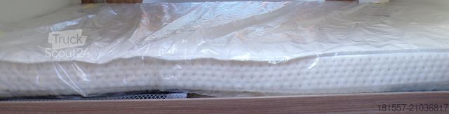 Camping-car semi-intégré BÜRSTNER Lyseo TD 690 G Harmony Line, Safety Paket