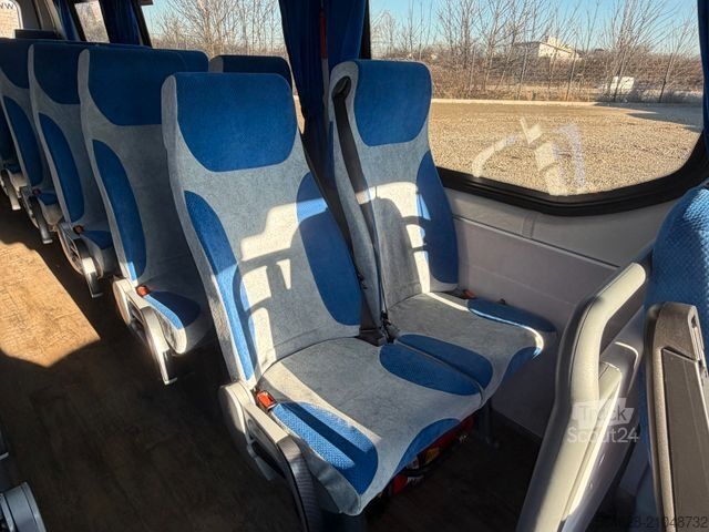 Minibus IVECO A65C17