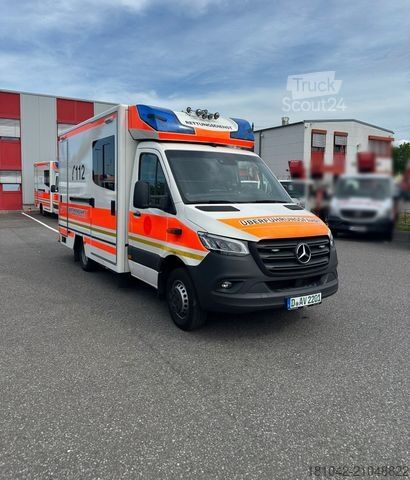 Fire truck MERCEDES-BENZ Sprinter Rettungswagen