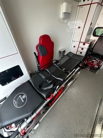 Fire truck MERCEDES-BENZ Sprinter Rettungswagen