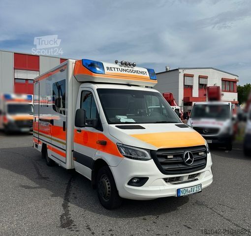 Fire truck MERCEDES-BENZ Sprinter Rettungswagen