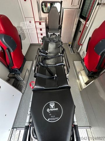 Fire truck MERCEDES-BENZ Sprinter Rettungswagen