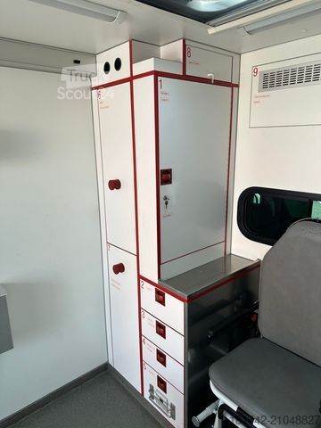 Fire truck MERCEDES-BENZ Sprinter Rettungswagen