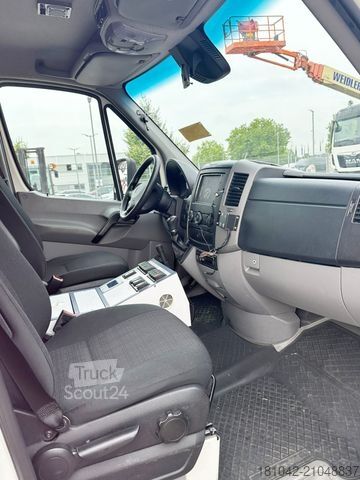 Fire truck MERCEDES-BENZ Sprinter Rettungswagen