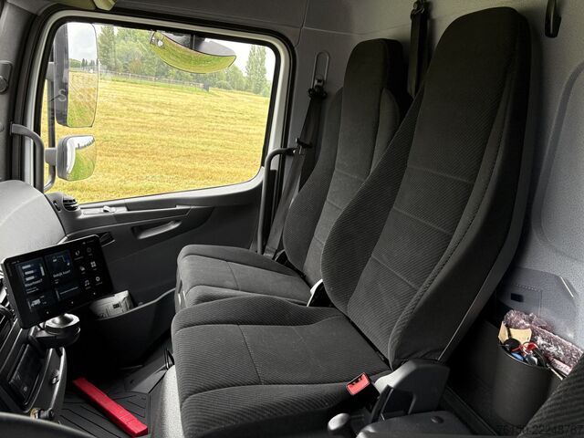 Valigia Mercedes-Benz Atego 821 BL Euro6 Automaat Bakwagen / 3 zitpla...