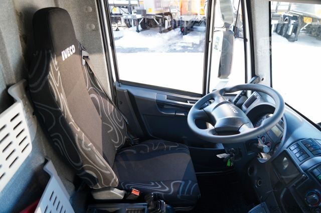 Refrigerated truck IVECO EUROCARGO 160E25 E6 / FIRANKA  6 m / SOLOWKA /