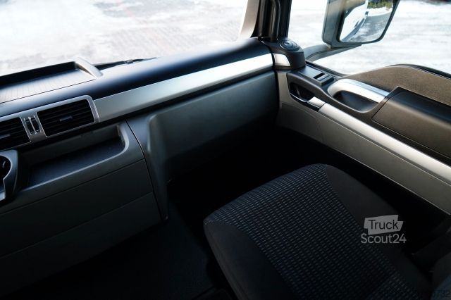 Стандартний тягач MAN TGS 18. 440 / XLX / NAVI