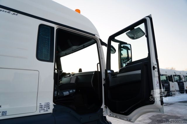 Стандартний тягач MAN TGS 18. 440 / XLX / NAVI 