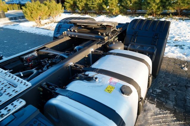 Standard tractor unit SCANIA R 450 / PE?NY ADR / RETARDER / I-PARK COOL / ALU